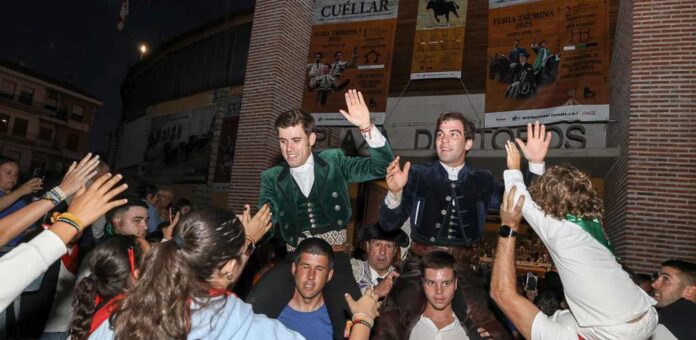 Corrida de rejones en las fiestas de Cuéllar de 2025. | Foto: Gabriel Gómez |