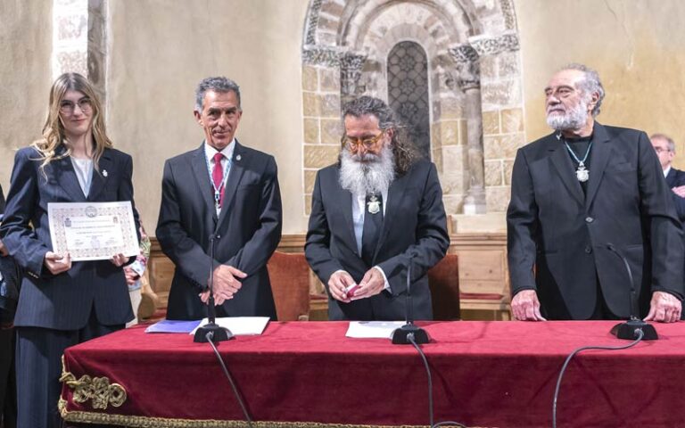 La cuellarana Lucía Velasco toma posesión como académica correspondiente en el inicio del curso en San Quirce