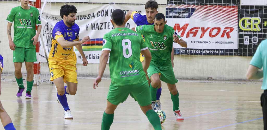 fs-cuellar-cojalba-villaquilambre-2025-ES-GGG_7546 Partido entre el FS Cuéllar Cojalba y el Villaquilambre. | Foto: Gabriel Gómez |