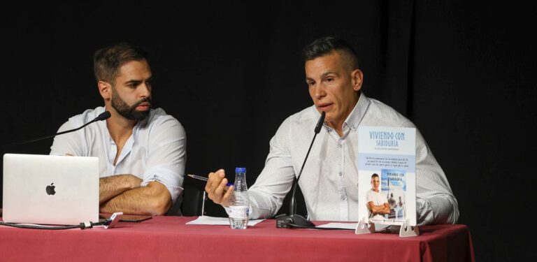 El cuellarano Jesús Ángel Hernansanz apuesta por alimentarse como los ancestros en su libro ‘Viviendo con sabiduría’