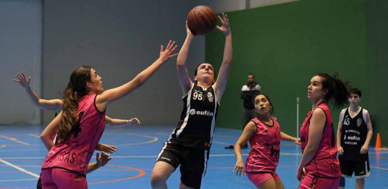 El sénior femenino del Baloncesto Cuéllar roza una remontada épica