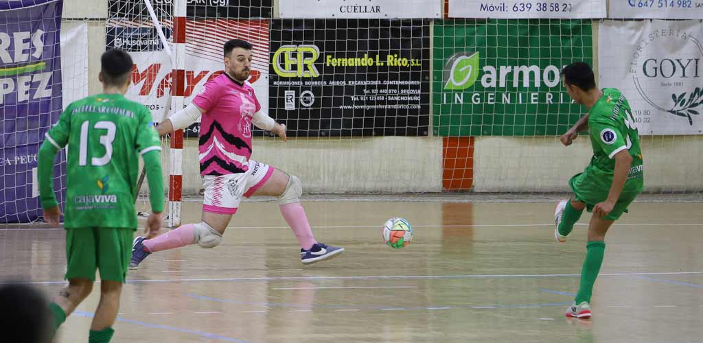 fs-cuellar-cojalba-arcos-llana-2025-ES-GGG_9934 Partido entre el FS Cuéllar Cojalba y el Arcos de la Llana. | Foto: Gabriel Gómez