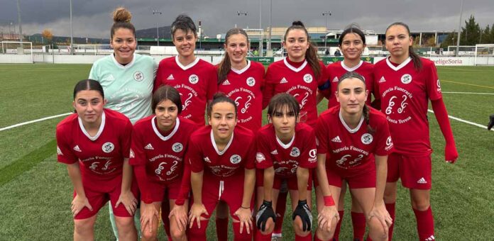 Once inicial del CD Cuéllar femenino antes de su partido ante Golmayo. | Foto: CD Cuéllar |