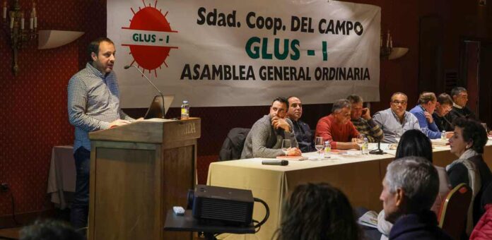 Asamblea Ordinaria de la Cooperativa GLUS-I de 2025. | Foto: Gabriel Gómez |