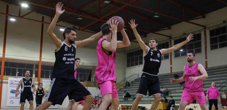 El Club Baloncesto Cuéllar demuestra su superioridad sobre el Spordeporte