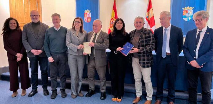Presentación de la convocatoria del III Premio Sinodal de Aguilafuente. | Foto: Junta de Castilla y León |