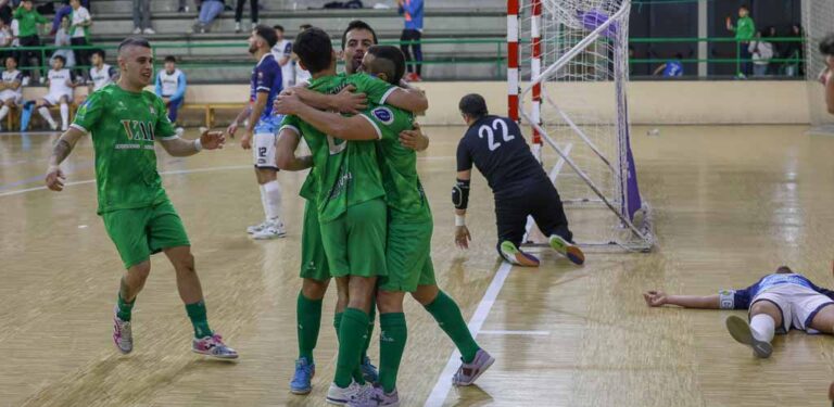 FS Cuéllar Cojalba vuelve al liderato de Tercera con una victoria sobre Tierra Castellana