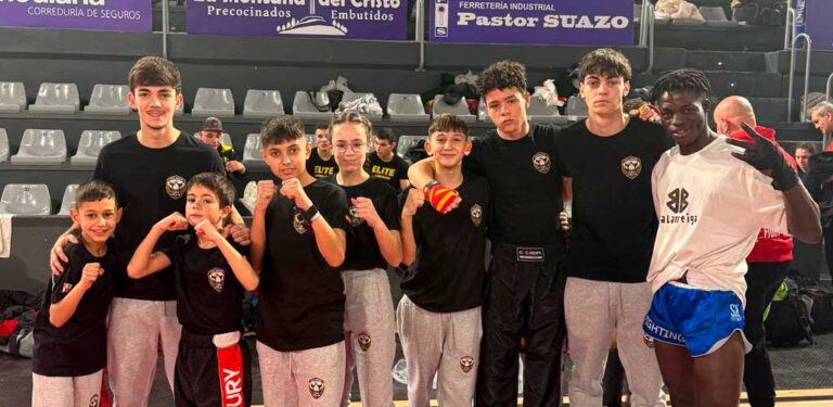 Los kickboxers del club cuellarano GM regresan con 14 medallas del I Open Ciudad de Palencia
