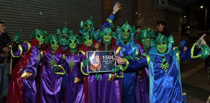 Tardeo del sábado de Carnaval de 2026 en Cuéllar. | Foto: Gabriel Gömez |