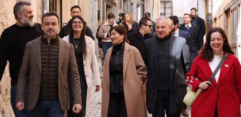 La ministra de Juventud e Infancia, Sira Rego, visita Cuéllar