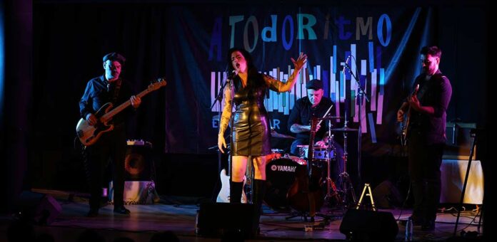 Concierto de Anna Dukke en el ciclo Atodoritmo de 2026. | Foto: Gabriel Gómez |