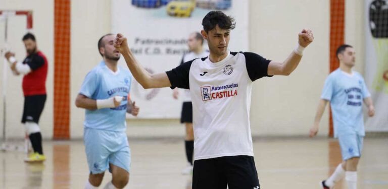 Victoria clara del Racing Cuéllar ante el Venta de Baños que le acerca al ascenso a Tercera