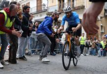 El mallorquín Francesc Bennassar, vencedor de la XVIII Cronoescalada Subida al Castillo de Cuéllar Cronoescalada "Subida al Castillo" de 2026. | Foto: Gabriel Gómez |