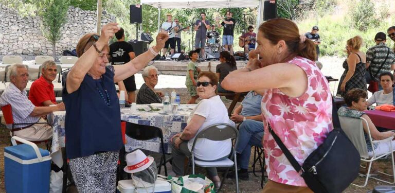 Torrescárcela abrió sus puertas a los municipios de la Villa y Tierra de Cuéllar en la fiesta de su Comunidad
