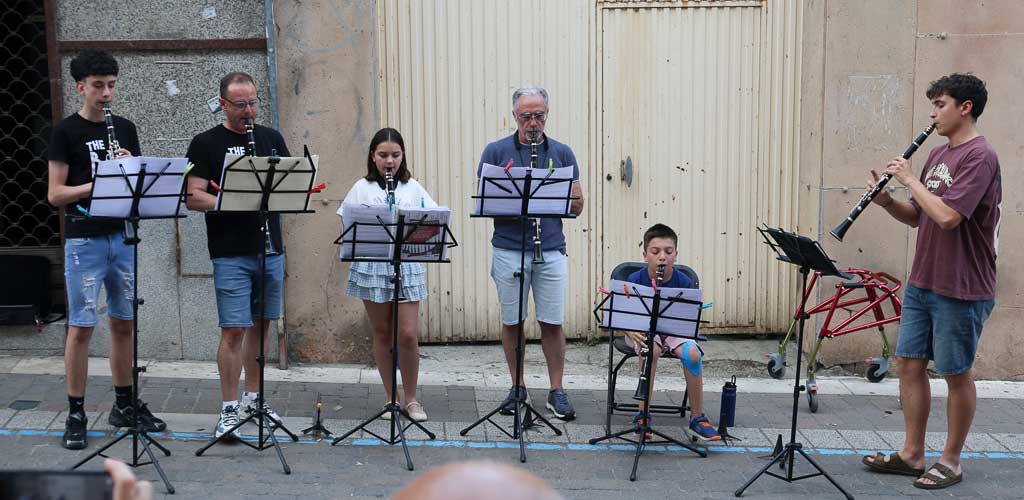 paseo-musical-escuela-musica-2026-ES-GGG_1754 Paseo Musical de la Escuela Municipal de Música Cecilio de Benito 2026. | Foto: Gabriel Gómez |