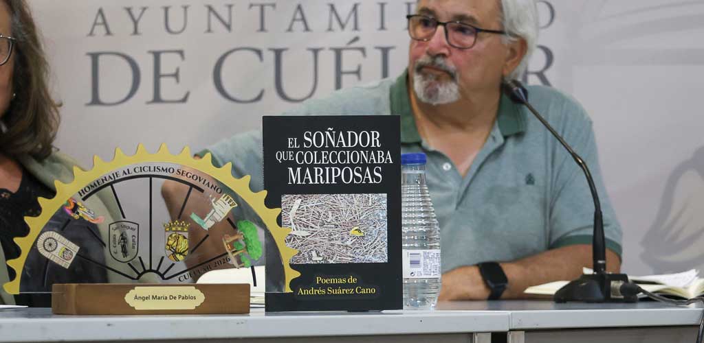presentacion-libro-soñador-coleccionaba-mariposas-andres-suarez-2026-ES-GGG_1456 Presentación del libro «El soñador que coleccionaba mariposas» de Andrés Suárez en la sala del palacio de Pedro I, en Cuéllar. | Foto: Gabriel Gómez |