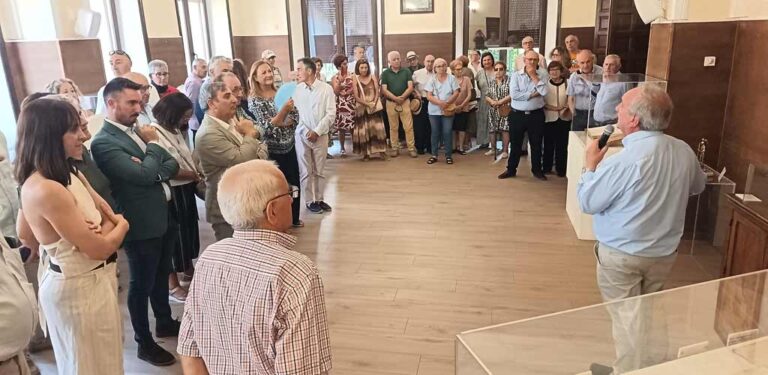 Aguilafuente celebra los cien años de su Ayuntamiento
