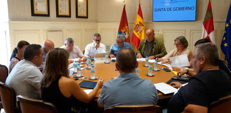 La Diputación intensifica su apoyo a empresas y entidades locales de la provincia con ayudas