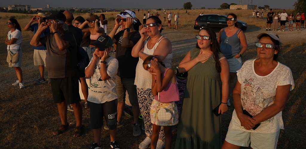 eclipse-solar-total-cuellar-2026-ES-GGG_6952 Eclipse solar total visto desde el paraje de Las Lomas, en Cuéllar. | Foto: Gabriel Gómez |