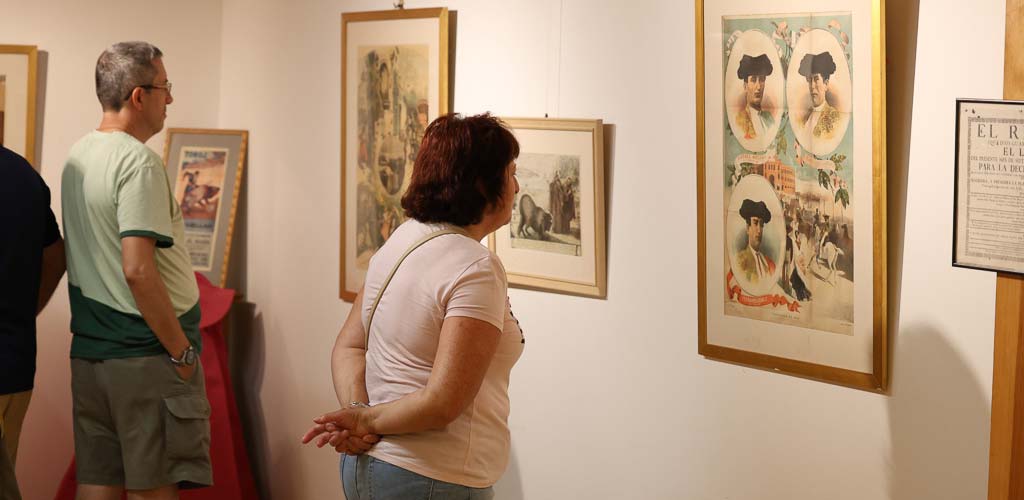 exposicion-coleccion-noe-quintanilla-2026-ES-GGG_7366 Exposición en Tenerías «Estampas de la lidia», de la colección privada de Noé Quintanilla. | Foto: Gabriel Gómez |