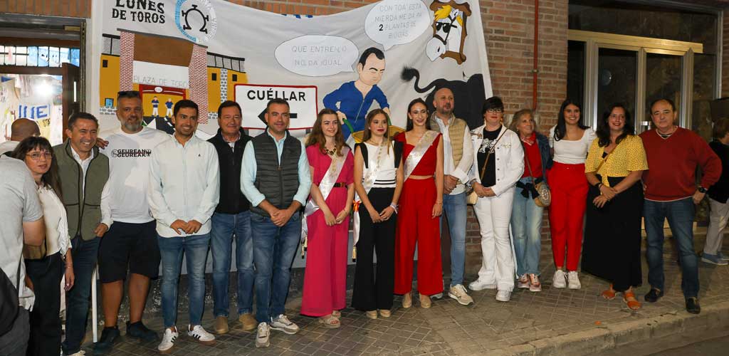 visita-peñas-oficiales-viernes-toros-2026-ES-GGG_9624 Visita de autoridades, Corregidora y sus damas a las peñas oficiales en al víspera de las fiestas de Cuéllar 2026. | Foto: Gabriel Gómez |