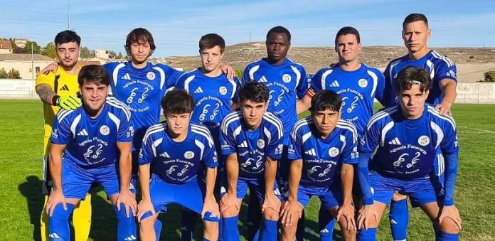 Once inicial del CD Cuéllar antes del partido en casa ante el CP Carbonero. | Foto: CD Cuéllar |