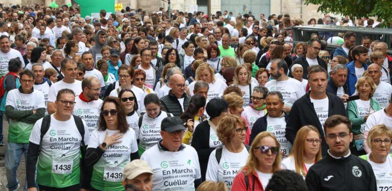 La VI Marcha contra el Cáncer de Cuéllar bate récord con 3.170 dorsales vendidos